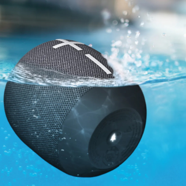 Bocina Portátil Logitech Ultimate Ears Wonderboom 4 | Hasta 14 Horas de Batería | Certificación IP67 / Resistente al Polvo / Agua / Suciedad | Modo Outdoor / Modo Podcast | Flota en el Agua | Negro (Active Black) | 984-001888