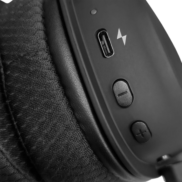 Audífonos Gamer Inalámbricos Redragon Zeus Pro | Micrófono Removible con Filtro Anti Pop | Drivers 53mm | Sonido 7.1 Virtual | 2.4GHz / Bluetooth 5.2 / USB-A | RGB | Negro | H510-PRO