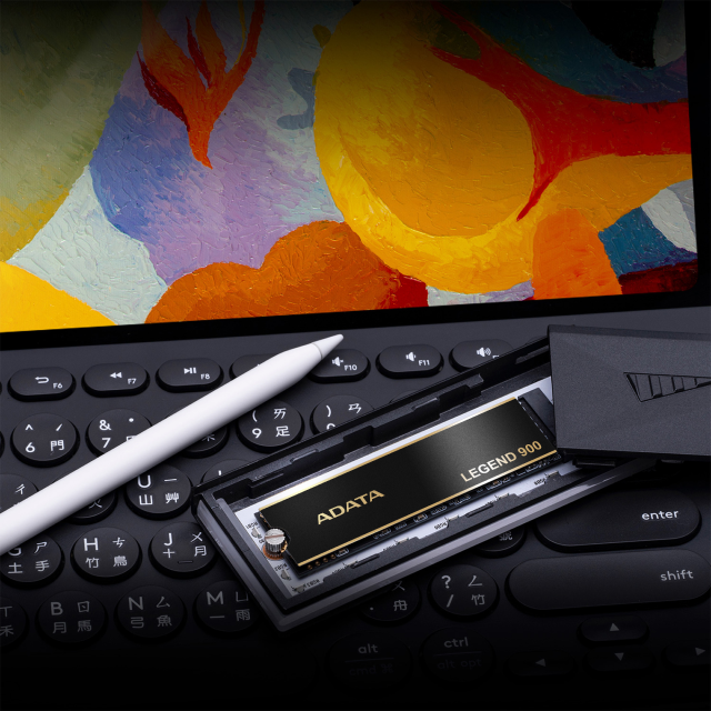 Unidad SSD ADATA Legend 900 Pro | 2 TB | M.2 | NVMe | 6,500 MB/s Escritura | 7,400 MB/s Lectura | PCI Express 4.0 | Compatible con PS5 | SLEG-900P-2TCS