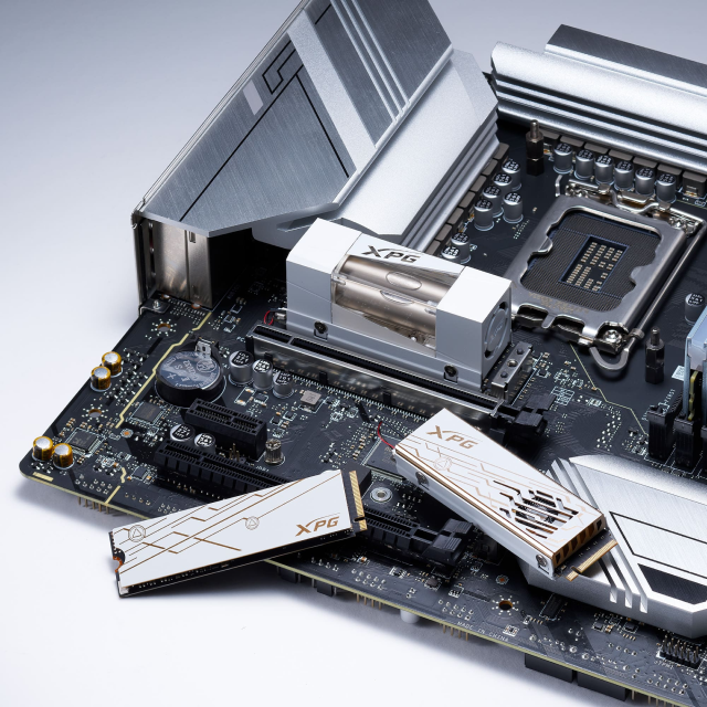 Unidad SSD ADATA XPG MARS 980 PRO | 2 TB | M.2 | NVMe | 13,000 MB/s Escritura | 14,000 MB/s Lectura | PCI Express 5.0 | Compatible con PS5 | SMAR-980P-2TCI