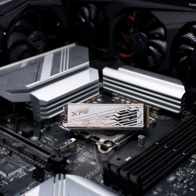 Unidad SSD ADATA XPG MARS 980 PRO | 2 TB | M.2 | NVMe | 13,000 MB/s Escritura | 14,000 MB/s Lectura | PCI Express 5.0 | Compatible con PS5 | SMAR-980P-2TCI